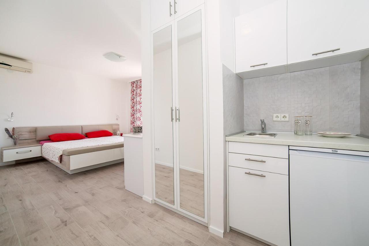 Villa Mona 2 Budva Eksteriør billede
